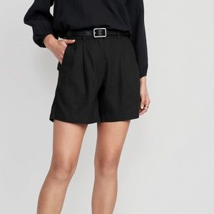 NWT Women’s Extra High-Waisted Black Taylor Trouser Shorts, 6-inch inseam, XL